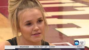 Cheerleader with legal blindness empowers peers to reach out to others