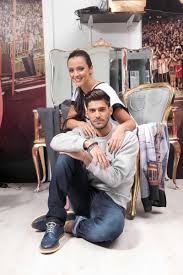 A manequim espanhola que espera o primeiro filho em comum com o marido, carlos vargas. Fotos Marta Cruz E Goncalo Quinaz Juntos E Cumplices