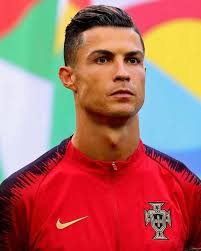 Maybe you would like to learn more about one of these? Pin De Esra Akyasan Em Spor Cristiano Ronaldo Futebol Ronaldo