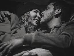 Tras un malentendido en redes sociales que dio indicios a una supuesta ruptura entre belinda y christian nodal, ambos cantantes se mostraron muy románticos al celebrar el cumpleaños de la joven cantante. Belinda Y Christian Nodal Se Juraron Amor Eterno Al Celebrar 8 Meses De Noviazgo Infobae