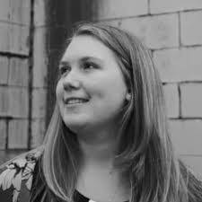 Amy Lipscomb's Instagram, Twitter & Facebook