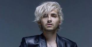 Bill kaulitz also known mononymously as billy (stylized as billy) for his solo act, is a german singer, songwriter, voice actor, designer, and model. Bill Kaulitz Bio Gay Affair Career Music And Net Worth Liveroger