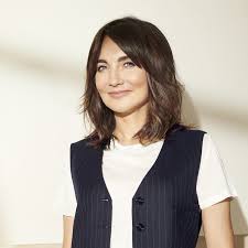 Dominika kulczyk postanowiła zabrać głos w międzynarodowym dniu eliminacji przemocy wobec kobiet. Dominika Kulczyk Przekazala 20 Mln Dla Fundacji Lakarze Lekarzom Pierwszy Transport I 57 Ton Sprzetu Juz W Polsce