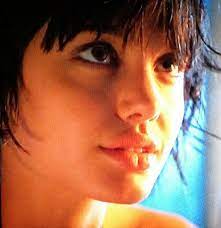 Angelina jolie she dancing barefoot from foxfire. Angelina Jolie Foxfire Jovenes Incomprendidas 1996 Angelina Jolie Angelina Jolie 90s Angelina Jolie Young