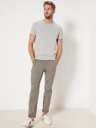 Une toile très légère et agréable à porter, une taille élastiquée pour un total confort. Look Homme Collection Printemps Ete 2019 Cyrillus Pantalon En Toile Pantalon Chino Homme Look Homme