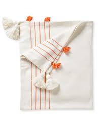 We are your personal guide, your supplement expert, your assistance, your lifting partner. 15 Cozy Throw Blankets Best Throws