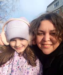 I am unbreakable, I am steadfast, I am a sincere Ukrainian. I convey my  inner world to people in my brooches. Thank you for the kind words and for  your support in