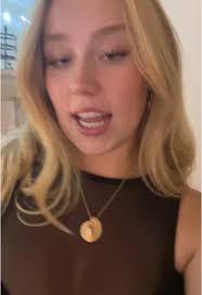 Luciaa (@lucia.sparks)