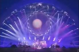 Ricordi quando eri giovane, splendevi come il sole. Stelle In Cielo E In Terra Pink Floyd Storia Video Tracce Testi E Traduzioni Discografia