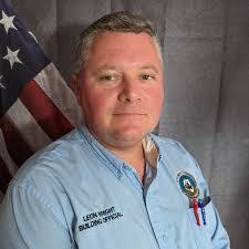 Leon Wright's Instagram, Twitter & Facebook