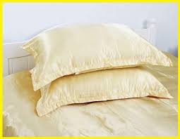 Lenzuola e completi letto in tinta unita e fantasia. Lenzuola Oro Piazza E Mezza Grandi Sconti Lenzuola