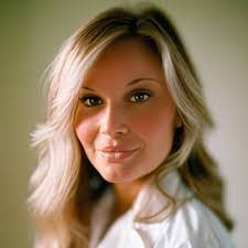 Christin Bell's Instagram, Twitter & Facebook