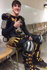 Waghalsige akrobatik zauberhafte tanzszenen und ergreifende songs begeisterten bereits 14 5 millionen zuschauer. 100 Starlight Express Ideen Starlightexpress Musical Rollschuhlaufen