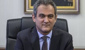 Her milli eğitim bakanı kendi dönemi için değil, sonraki dönemler için bir şeyler yapar. Ws5bwk2a2scwmm