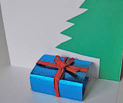 Make simple crafts with things found around the house. Pop Up Gift Card For A Great Gift Card Presentation