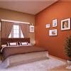It has a simple interior décor and it has been designed with the concepts of comfort and functionality in mind. 1