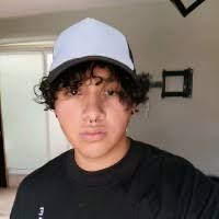 50+ perfiles de «Jamil»