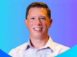 Insider's List of 6 People Revolutionizing Customer Experience With AI