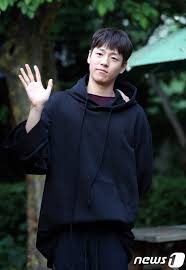 Movie4k to is a free movies streaming site with zero ads. Lee Hyun Woo ì´í˜„ìš° Hancinema