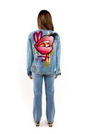 To show you how you can use angelus paints to create customs from other materials, jamil austin (@ill__customz) stopped by the studio to demonstrate how to paint a denim jacket in 5 easy steps. Hotlips Hand Painted Denim Jacket By Handbrake The Artist