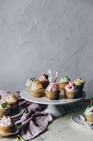 Cupcakes A La Vanille Glacage Au Fromage Frais Cupcakes Cupcakes A La Vanille Succulentes