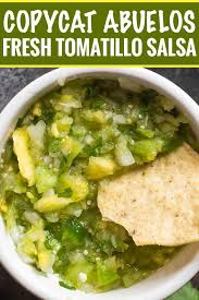 This Copycat Of Abuelo S Tomatillo Lime Salsa Is So Close You Ll Think You Re Actually At The Restaurant Bri Green Salsa Recipe Lime Salsa Tomitillo Recipes