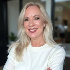 Aida Jones (@aida_jones) • Instagram photos and videos