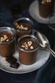 Mousse Au Chocolat Et Noisettes Photographe Culinaire Lyon Culinaire Alimentation Photo De Plats
