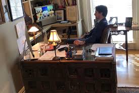 The prime minister and cabinet sit at the pinnacle of executive political power in canada. Justin Trudeau Working From Home Just Like The Rest Of Us Politico