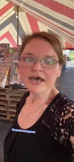 I can see a different glow in her face." Tammy's having a blast in the  pool! 🏊‍♀️ Tune in MONDAY at 10/9c for a brand new episode of  #1000lbSisters.