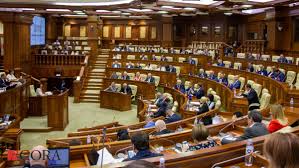 Sedinta solemna a parlamentului dedicata revolutiei, iar apoi continua dezbaterea pe bugetul din 2018. Agora Live È™edinÈ›a Parlamentului Din 4 Decembrie Parlamentul A Votat In A Doua LecturÄƒ Majorarea Varstei De Pensionare Pentru JudecÄƒtori