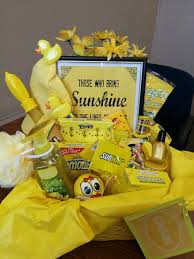 Cute Birthday Present Ideas For Friends Sunshine In A Box Gift Sunshine Gift Yellow Gifts Basket Box Of Sunshine