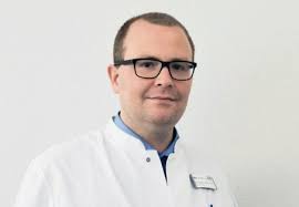 Mitarbeitende und Kontakte