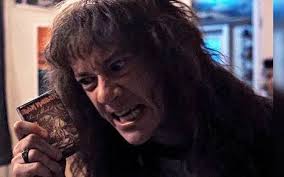 5 Clues Stranger Things Has Dropped Confirming Eddie's Return