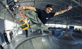 Rising star yndiara asp is a brazilian skateboarder taking the world by storm with her outrageously talented skateboarding skills. Mega Roller Skate Park Brigando Por Vagas Murilo Peres E Yndiara Asp Almejam Toquio Fighting For Vacancies Murilo Peres And Yndiara Asp Aspire To Tokyo
