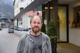 Check spelling or type a new query. Roland Duringer Mein Erstes Gemusebeet Hat Mich Geerdet Dolomitenstadt At