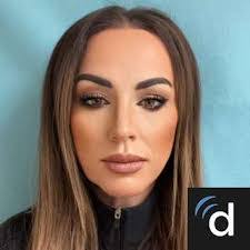 Amanda King's Instagram, Twitter & Facebook