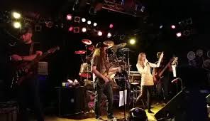 Profile for Barefoot Bass