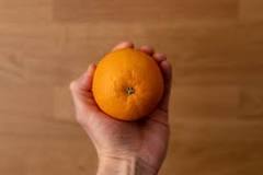 How do you know when an orange is bad?