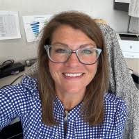 200+ "Kienast" profiles