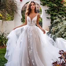 The biggest wedding trends for 2020, according to wedding experts and planners, including dresses, food, favours and venue. Most Popular Wedding Dresses On Our Pinterest This Year Wedding Inspirasi
