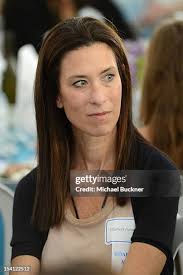 97 Elizabeth Lear Stock Photos, High-Res Pictures, and Images