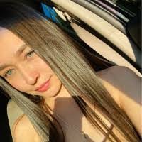 Allison Monette's Instagram, Twitter & Facebook