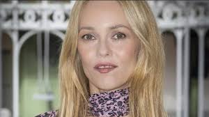 vanessaparadis ( 01/10/2024 ) 😍😍