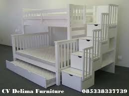 Sedangkan secara offline bisa datang langsung ke lokasi workshop kami. Ranjang Susun Anak Tempat Tidur Tingkat 3 Bed Harga Murah