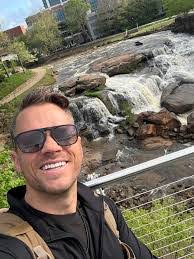 Rebecca Cloninger's Instagram, Twitter & Facebook