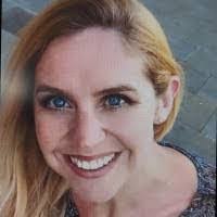 Evelyn Knipe's Instagram, Twitter & Facebook