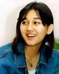 Utamanya bagi artis penyanyi asal bandung, jawa barat. Pin Di Pembalap