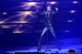 J'en parlerai au diable titre n° 2 : Album Posthume De Johnny Hallyday Matinee Speciale Au Furet Du Nord D Englos Pour La Sortie Du Disque Lille Actu
