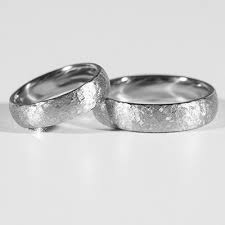 Da jedes paar und jede hochzeit einzigartig und individuell. Mattiert Geburstet